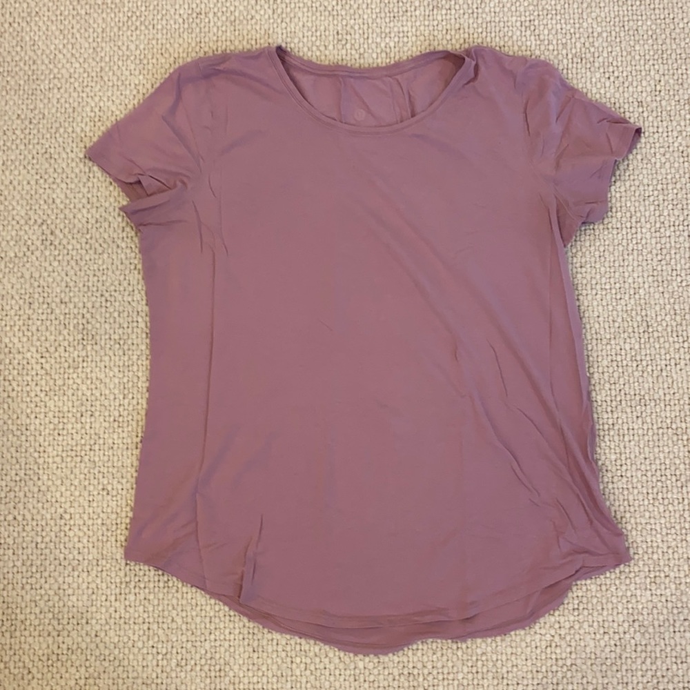 Curved hem pink t-shirt